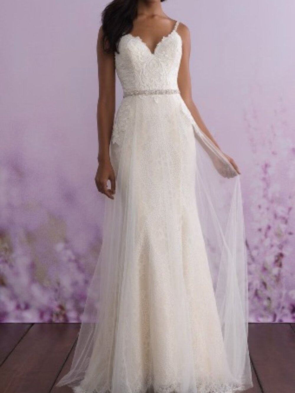 Allure Romance Ivory and Silver Fit and flare Sweetheart Gown w train Size 10